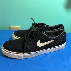Nike SB Zoom Janoski